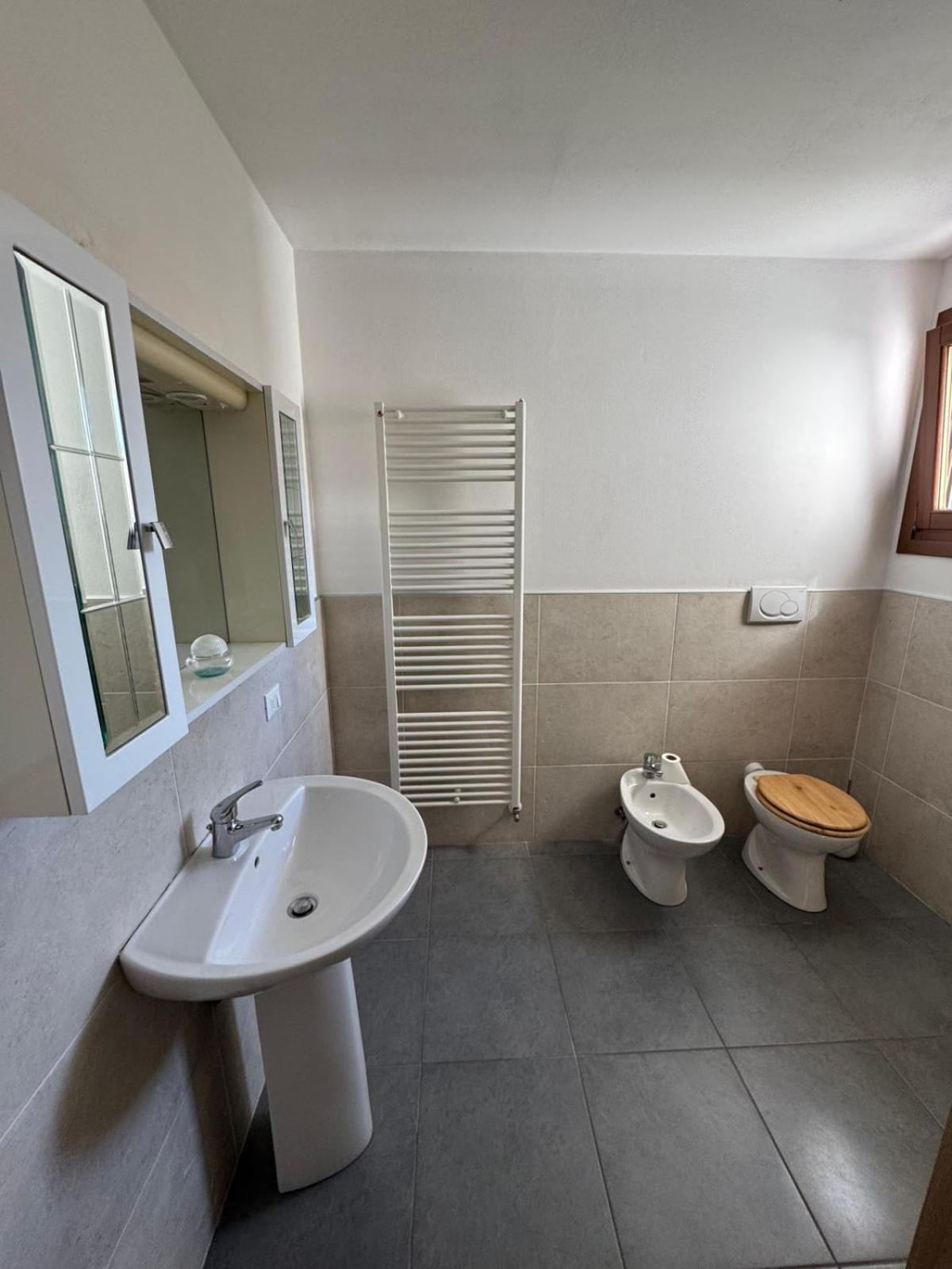 Crossroads Apartment Santa Maria la Longa Exterior foto