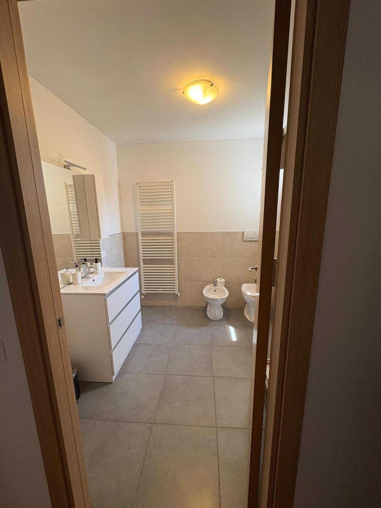 Crossroads Apartment Santa Maria la Longa Exterior foto